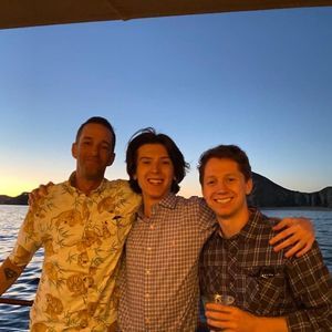 Meet your Posher, Simon